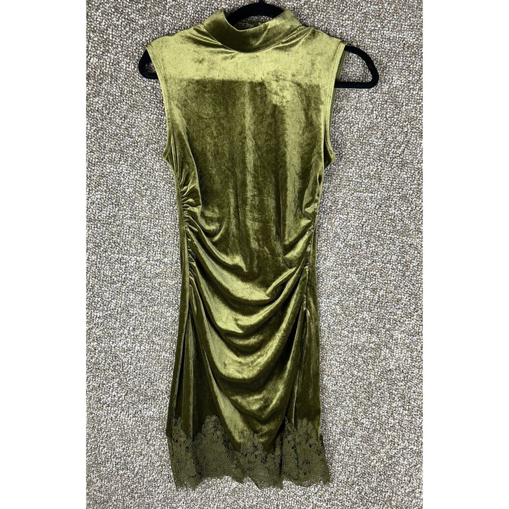 Commense Green Velvet Lace Trim Hem Mini Dress Women’s Sz Small Whimsigoth